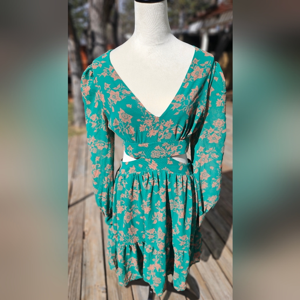 Floral Print Cut Out Waist Ruffle Hem Dress